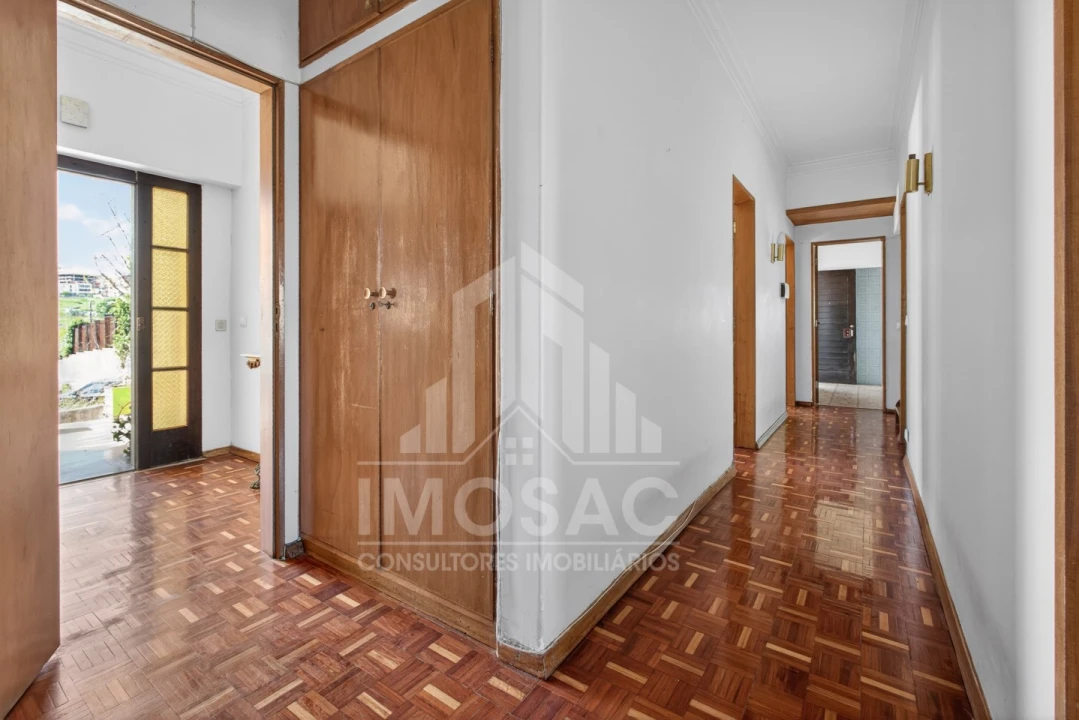 Moradia T3 para Venda em Loures Foto 16