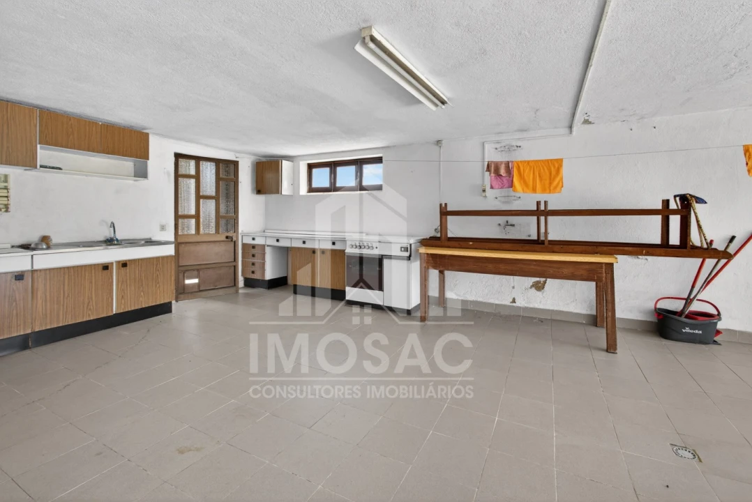Moradia T3 para Venda em Loures Foto 37