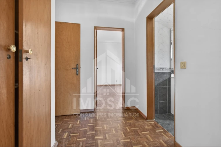Moradia T3 para Venda em Loures Foto 10