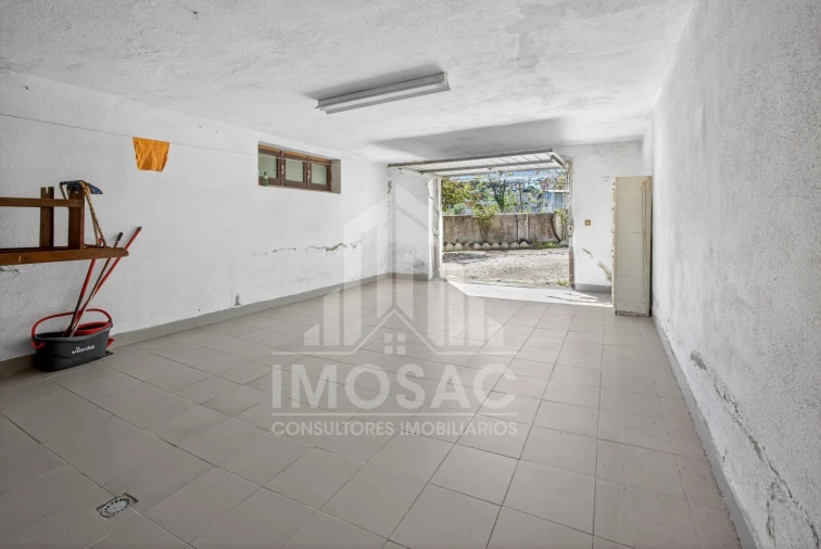 Moradia T3 para Venda em Loures Foto 38