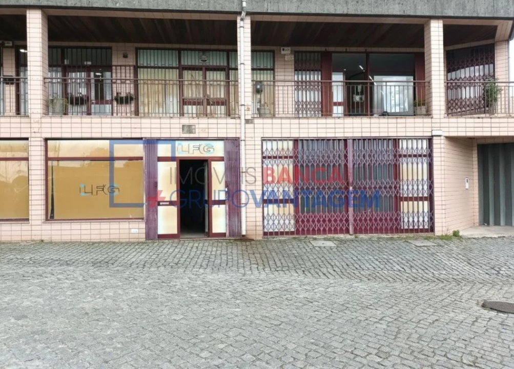 Loja para Venda em Delães Foto 2