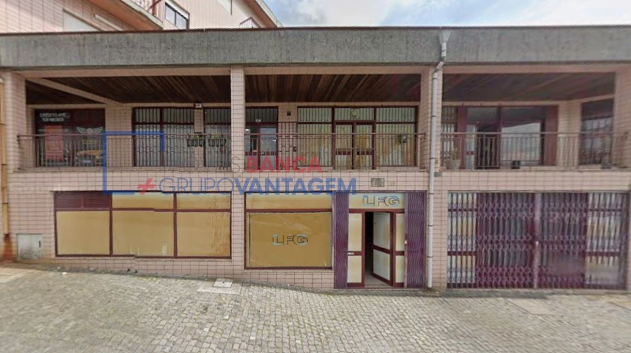 Loja para Venda em Delães Foto 8