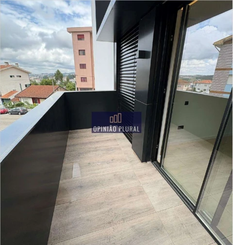 Apartamento T4 para Venda em Gondomar (São Cosme), Valbom e Jovim