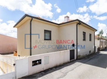 Apartamento T2 para Venda em Sandim, Olival, Lever e Crestuma