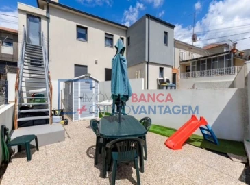 Apartamento T2 para Venda em Sandim, Olival, Lever e Crestuma
