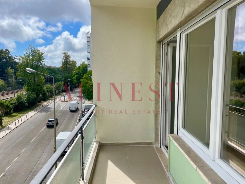 Apartamento T3 para Venda em Benfica Foto 6