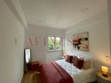 Apartamento T3 para Venda em Benfica