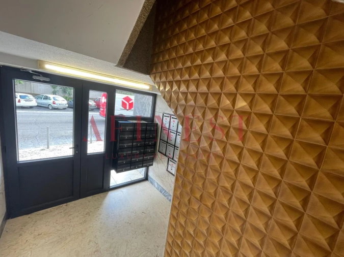 Apartamento T3 para Venda em Benfica Foto 24