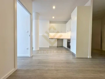 Apartamento T1 para Venda em Santa Maria de Lamas