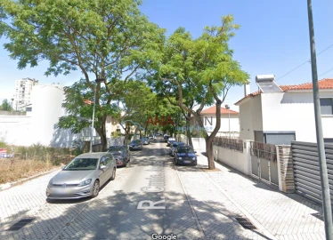 Terreno para Venda em Benfica