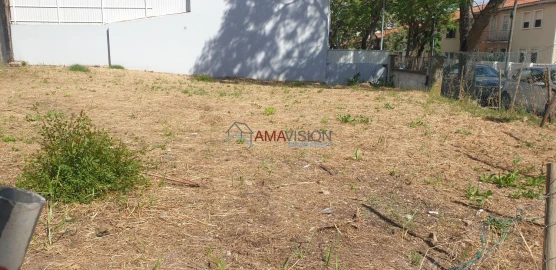 Terreno para Venda em Benfica