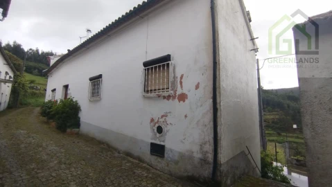 Moradia T4 para Venda em Benfeita