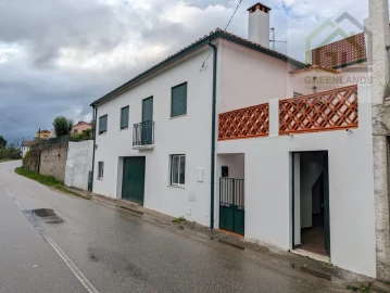 Moradia T4 para Venda em Côja e Barril de Alva
