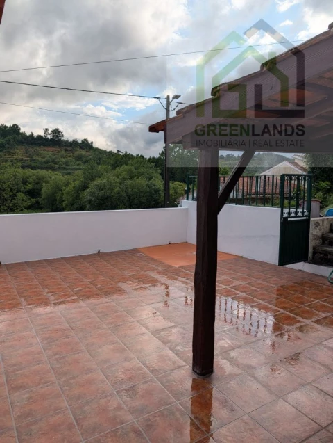 Moradia T4 para Venda em Côja e Barril de Alva