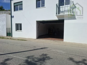 Moradia T4 para Venda em Côja e Barril de Alva
