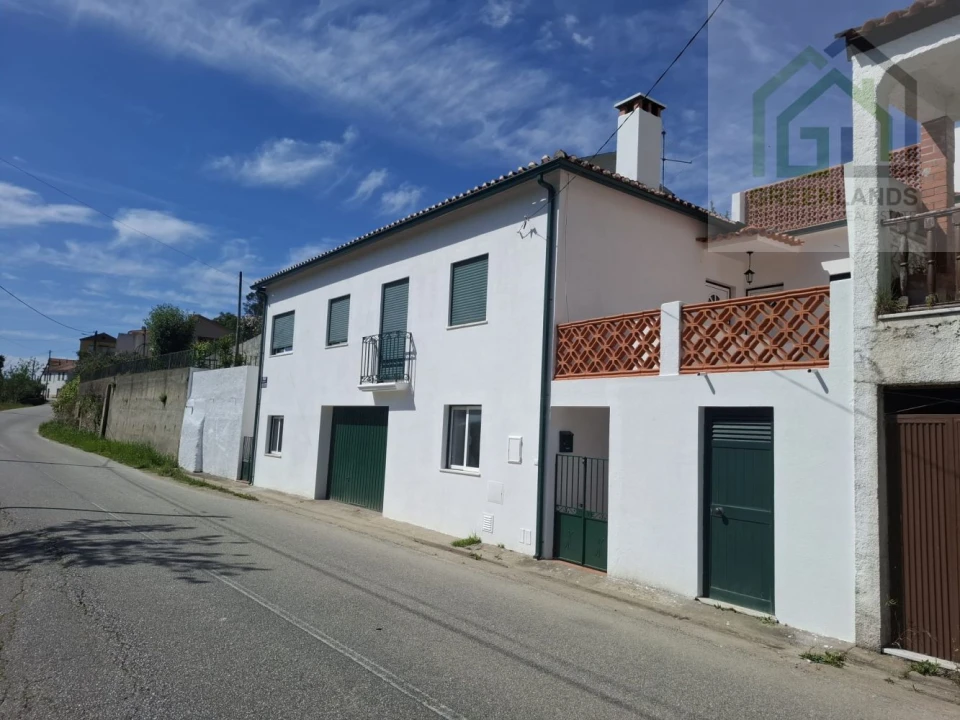 Moradia T4 para Venda em Côja e Barril de Alva Foto 1