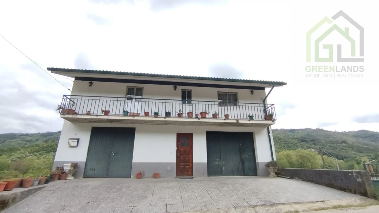 Moradia T5 para Venda em Sandomil Foto 1
