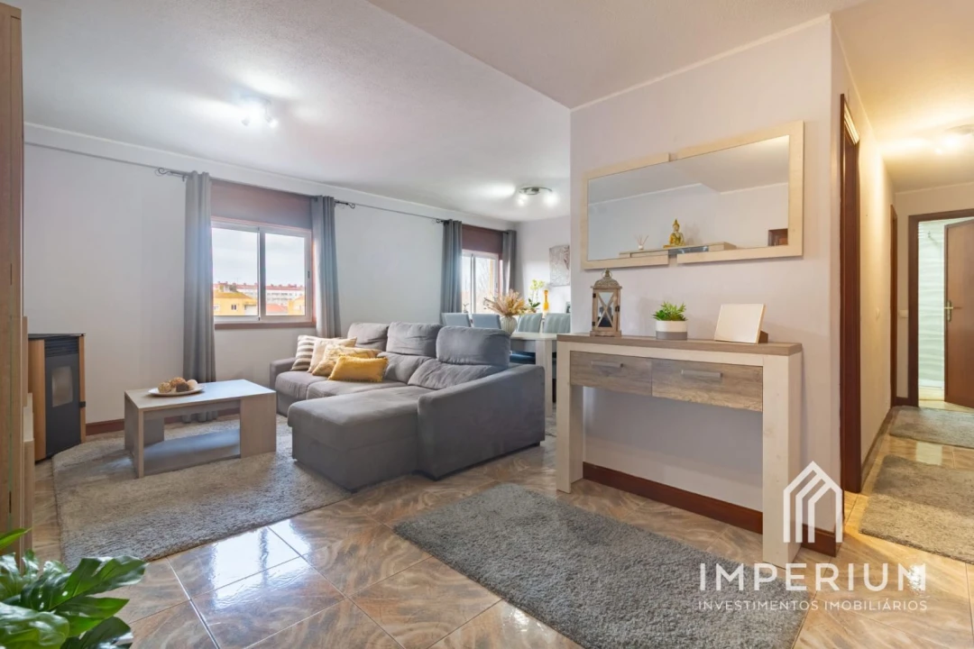 Apartamento T3 para Venda em Aradas Foto 2