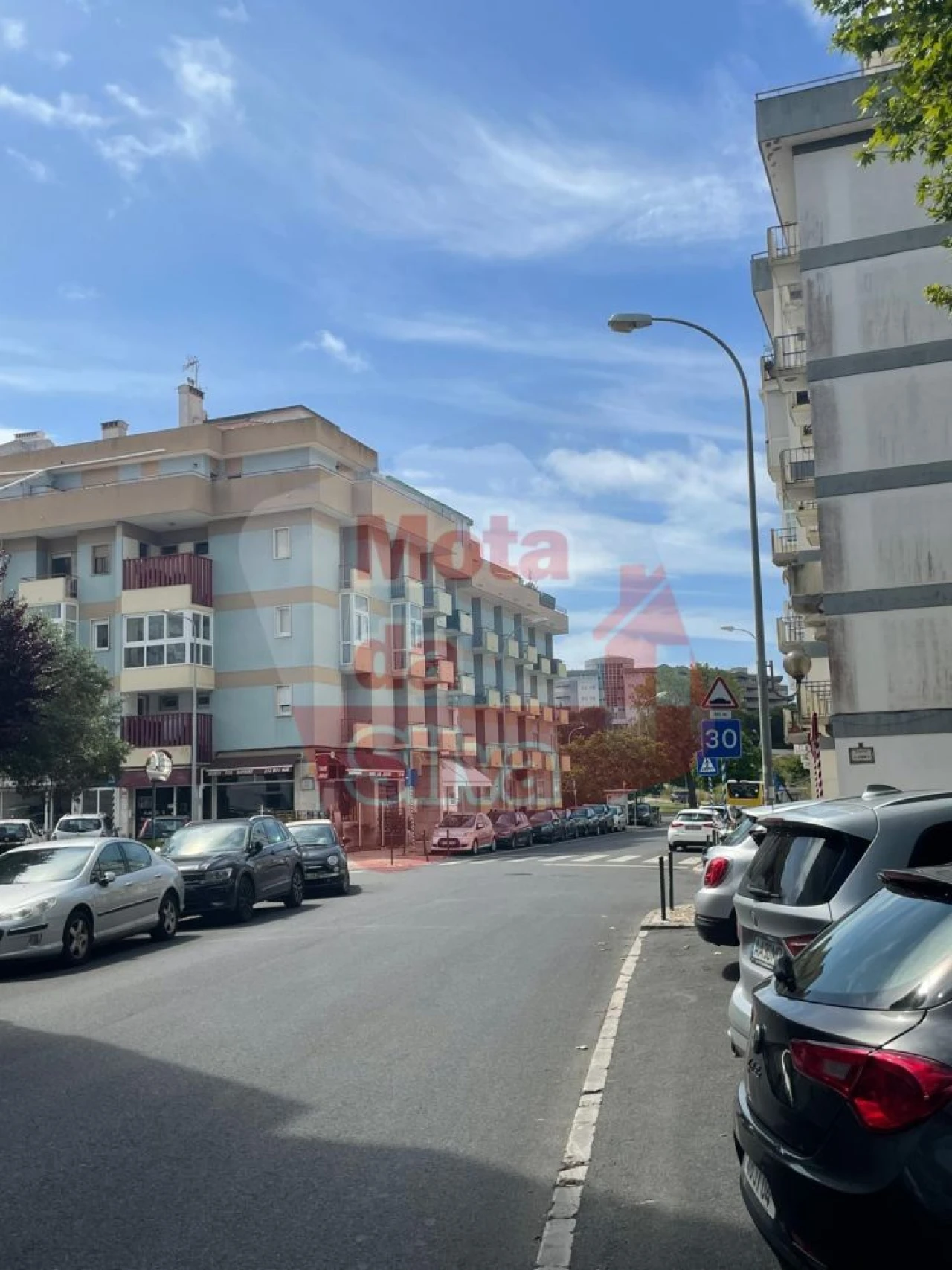 Apartamento T4 para Venda em Algés, Linda-A-Velha e Cruz Quebrada-Dafundo Foto 19