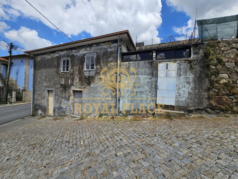 Moradia T4 para Venda em Sanguedo Foto 3