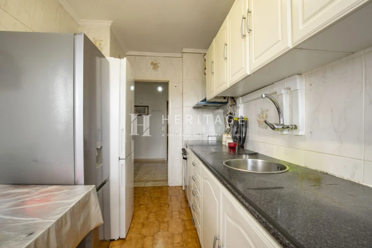 Apartamento T4 para Venda em Baixa da Banheira e Vale da Amoreira Foto 3