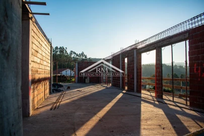 Moradia T3 para Venda em Fontoura