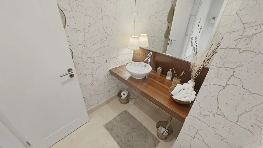 Apartamento T3 para Venda em Algés, Linda-A-Velha e Cruz Quebrada-Dafundo Foto 17