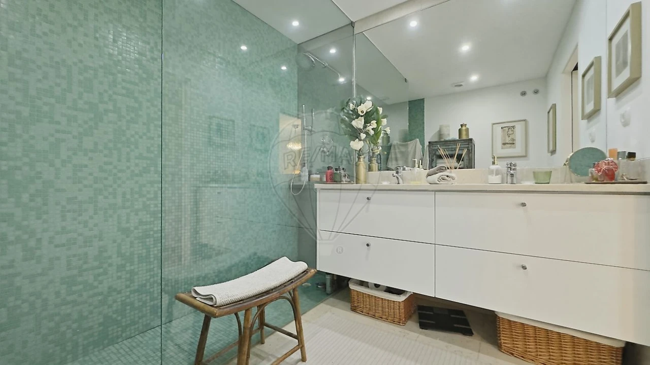 Apartamento T3 para Venda em Algés, Linda-A-Velha e Cruz Quebrada-Dafundo Foto 42