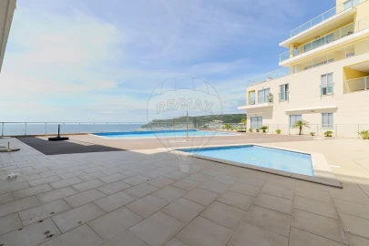 Apartamento T2 para Venda em Sesimbra (Santiago)