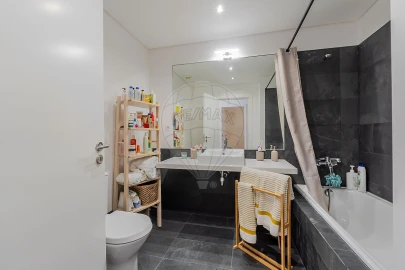 Apartamento T2 para Venda em Sesimbra (Santiago)