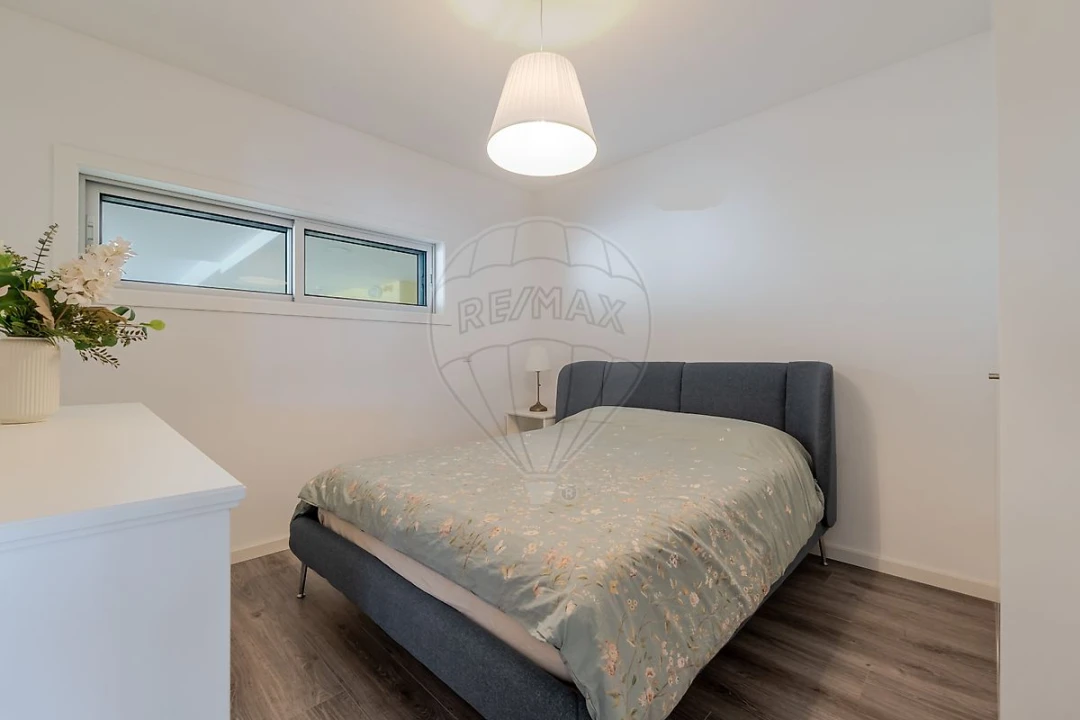 Apartamento T2 para Venda em Sesimbra (Santiago) Foto 15