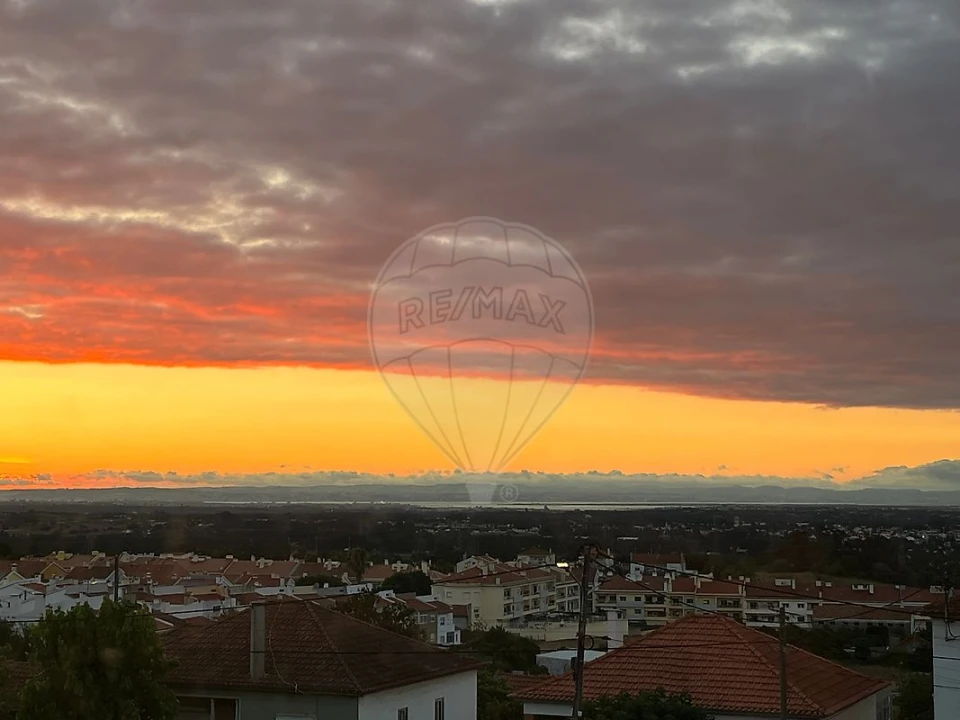 Moradia T4 para Venda em Palmela Foto 31
