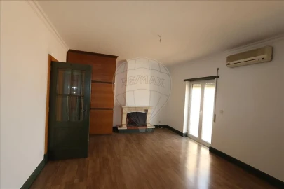 Apartamento T3 para Venda em Quinta do Conde