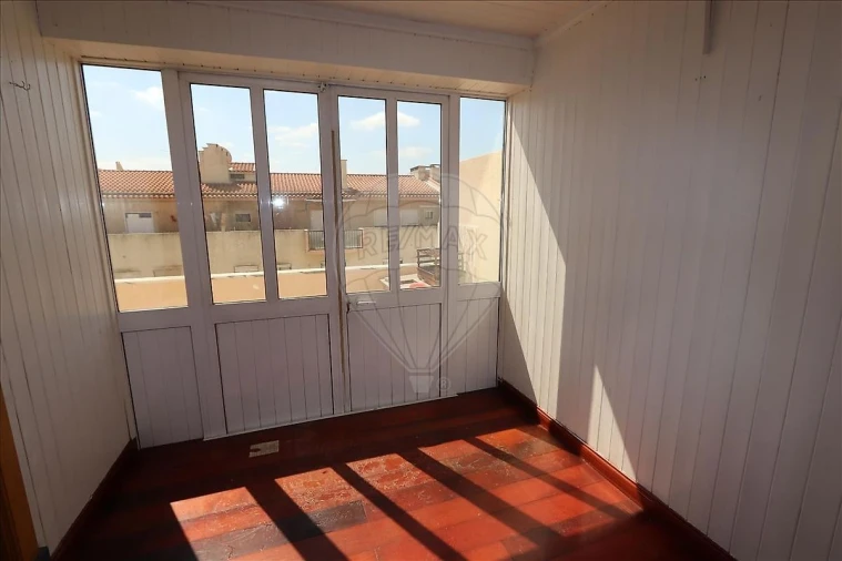 Apartamento T3 para Venda em Quinta do Conde Foto 7