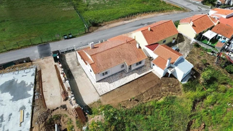 Moradia T2 para Arrendamento em Enxara do Bispo, Gradil e Vila Franca do Rosário