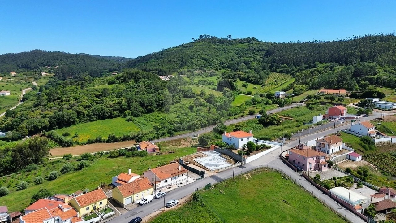 Moradia T2 para Arrendamento em Enxara do Bispo, Gradil e Vila Franca do Rosário Foto 25