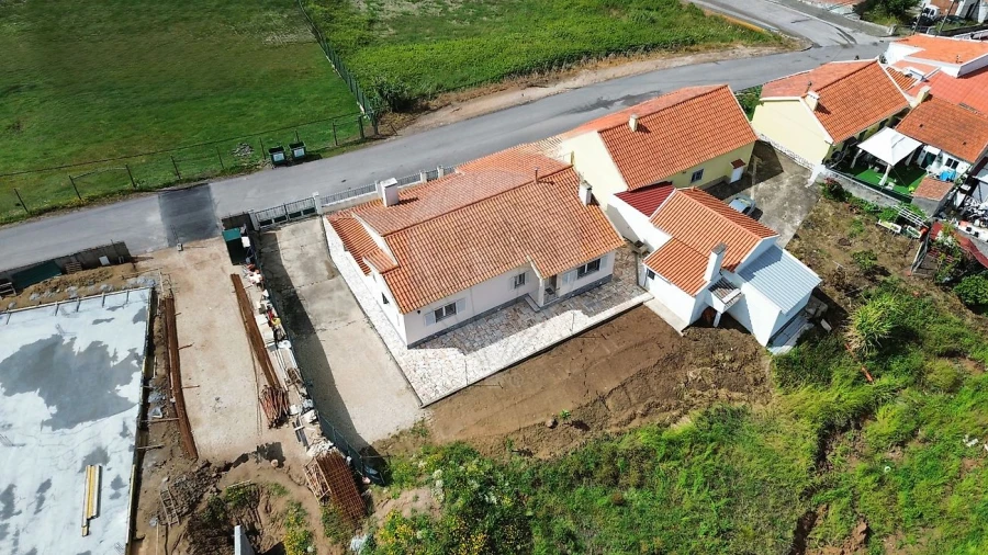 Moradia T2 para Arrendamento em Enxara do Bispo, Gradil e Vila Franca do Rosário Foto 2