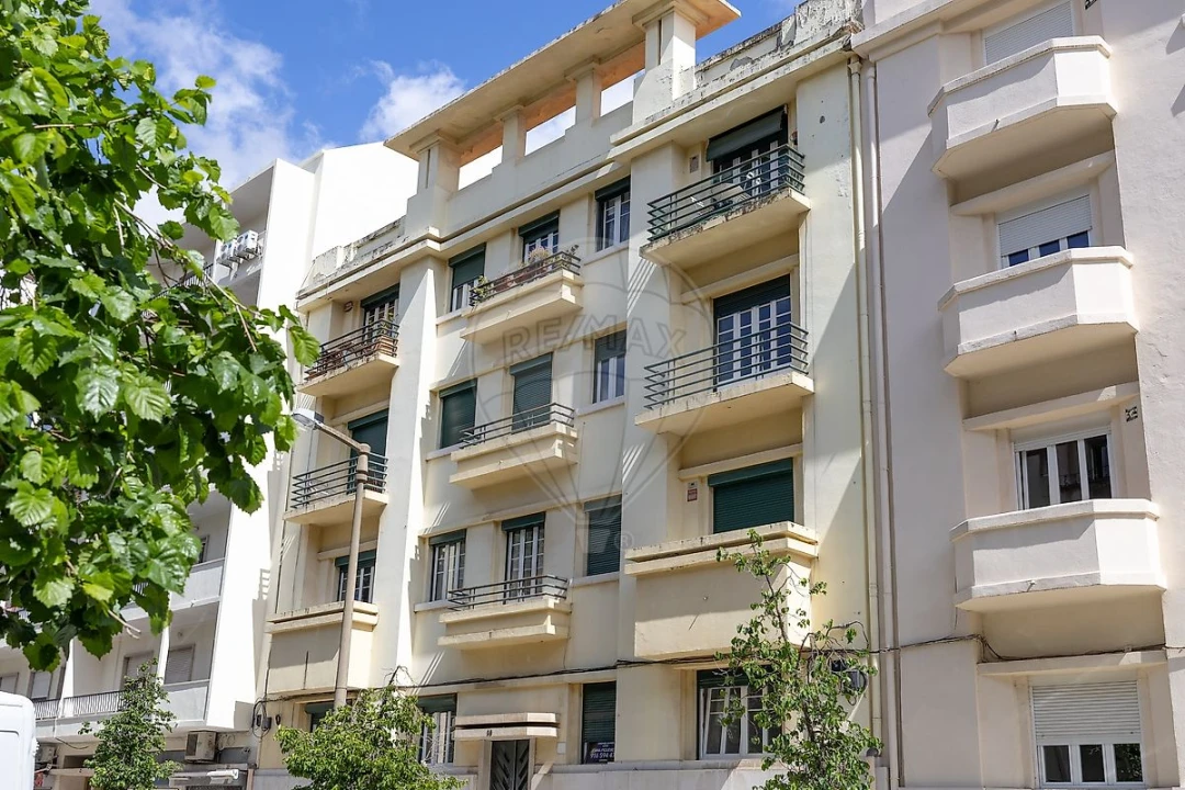 Apartamento T3 para Arrendamento em Avenidas Novas Foto 38