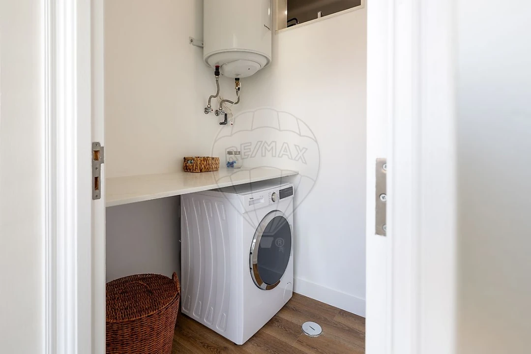 Apartamento T3 para Arrendamento em Avenidas Novas Foto 28