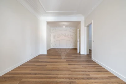 Apartamento T3 para Arrendamento em Avenidas Novas