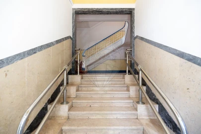 Apartamento T3 para Arrendamento em Avenidas Novas