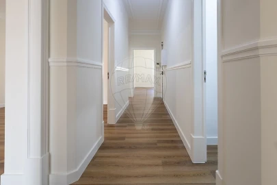 Apartamento T3 para Arrendamento em Avenidas Novas