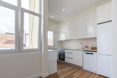 Apartamento T3 para Arrendamento em Avenidas Novas