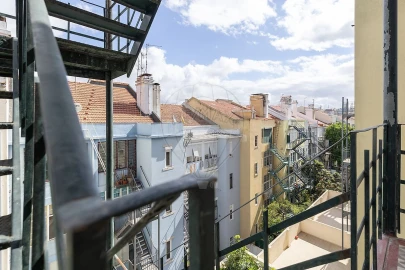 Apartamento T3 para Arrendamento em Avenidas Novas