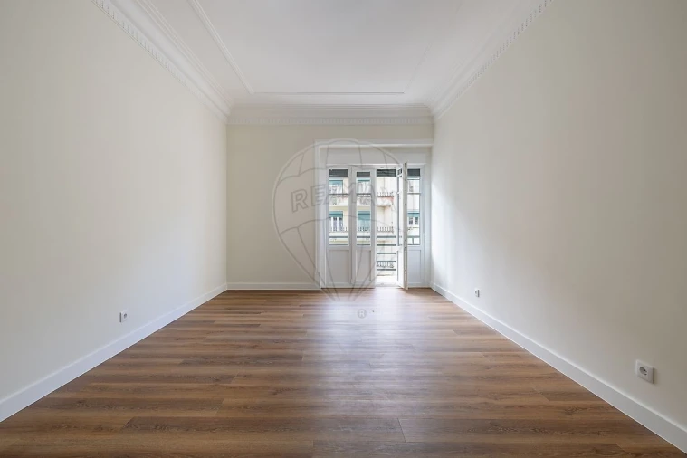 Apartamento T3 para Arrendamento em Avenidas Novas Foto 19