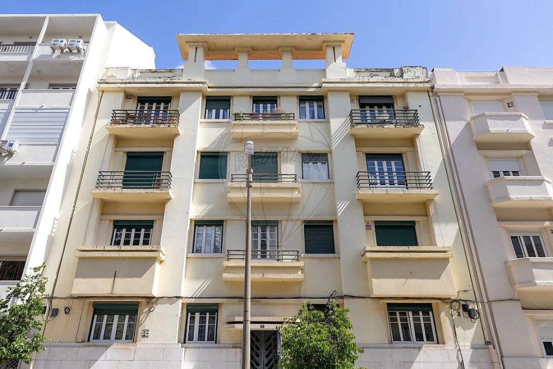 Apartamento T3 para Arrendamento em Avenidas Novas Foto 1