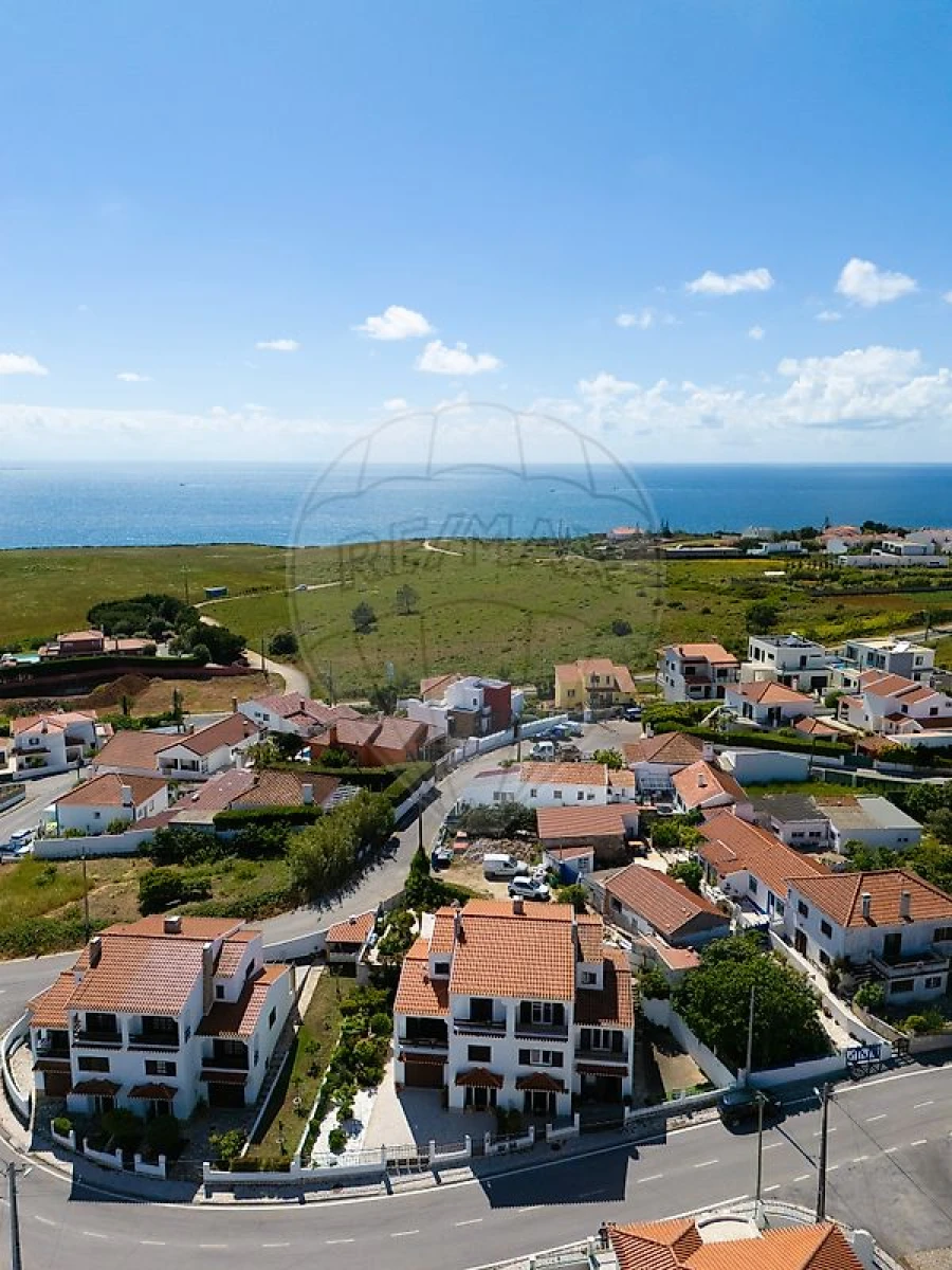 Moradia T3 para Venda em Santo Isidoro Foto 7
