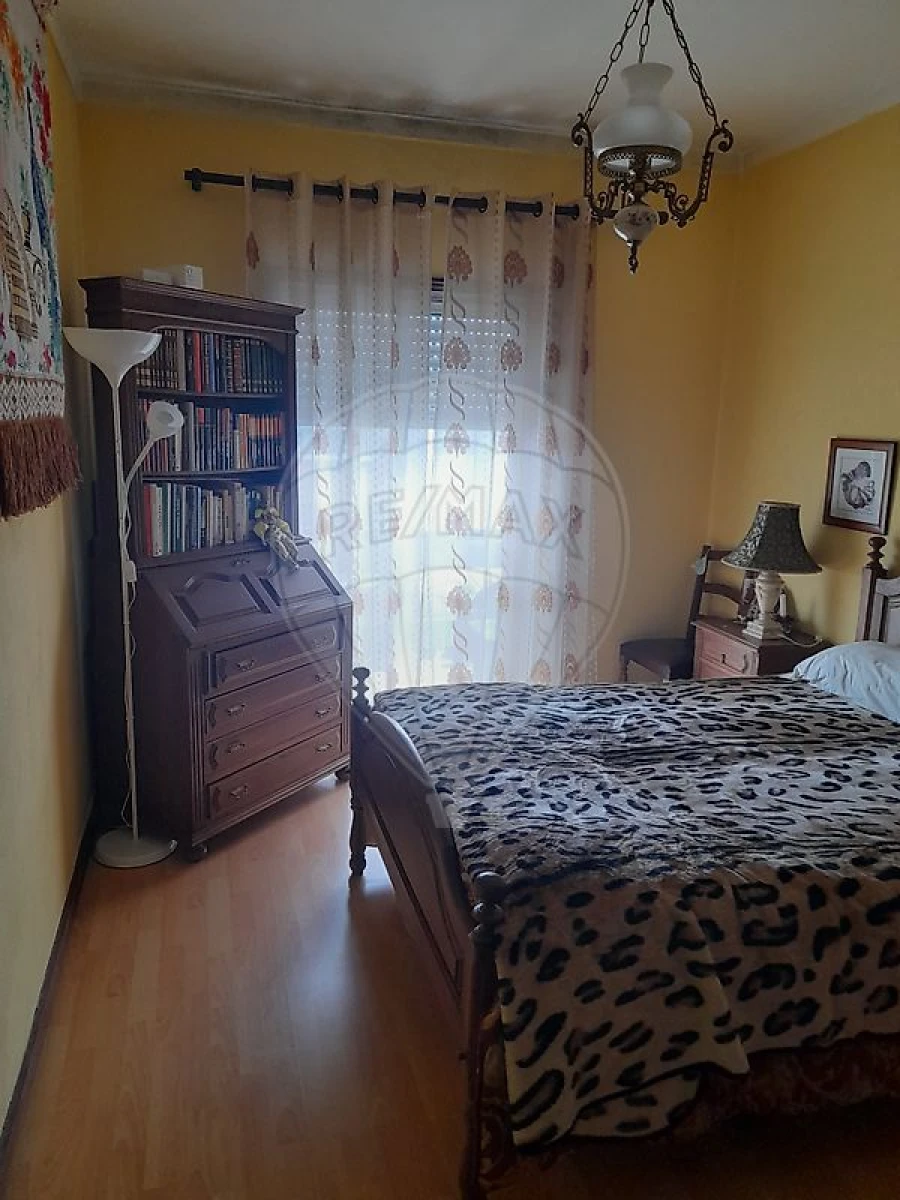 Apartamento T3 para Venda em Macieira de Cambra Foto 9