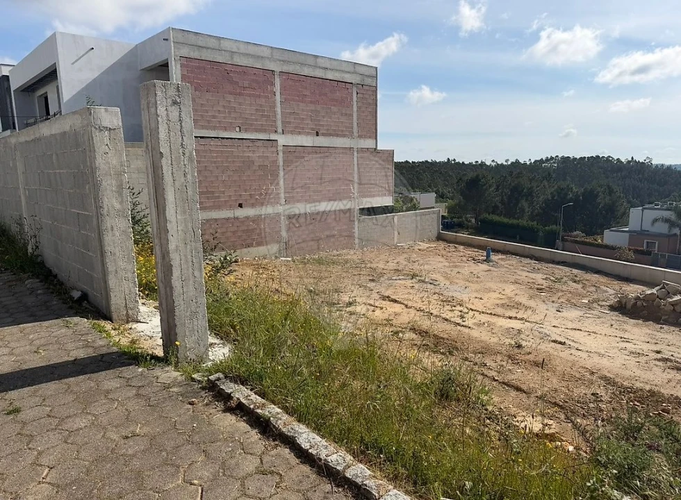 Terreno para Venda em Nogueira do Cravo e Pindelo Foto 1