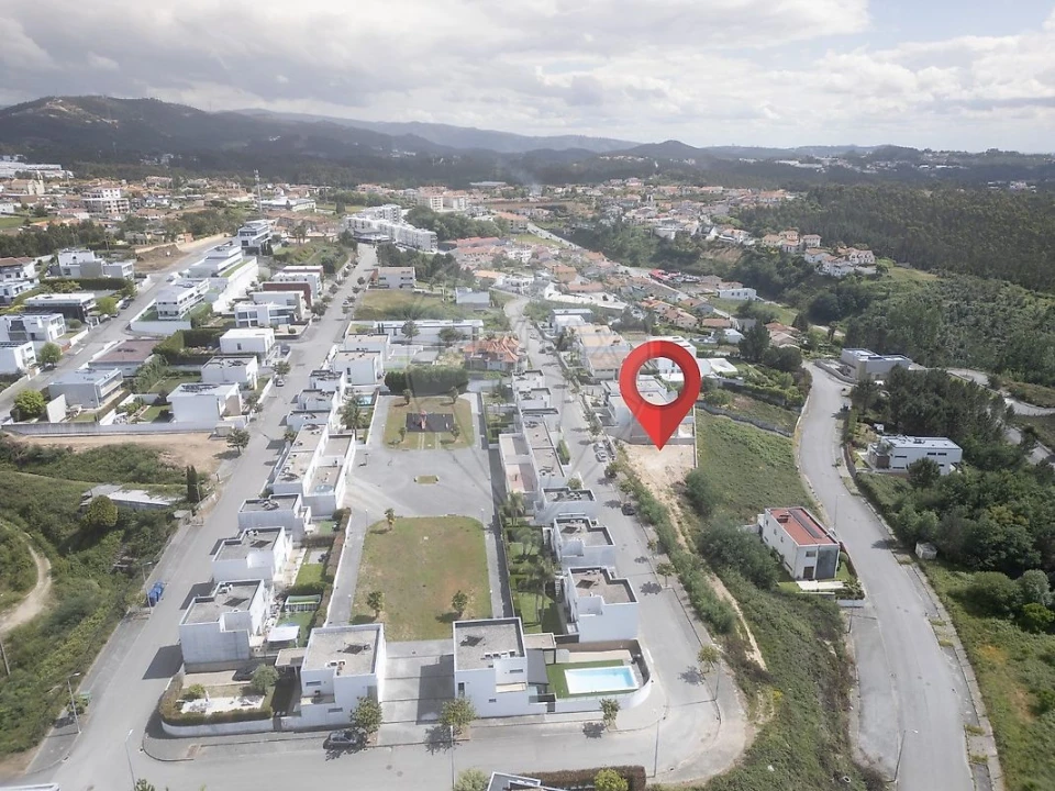 Terreno para Venda em Nogueira do Cravo e Pindelo Foto 9